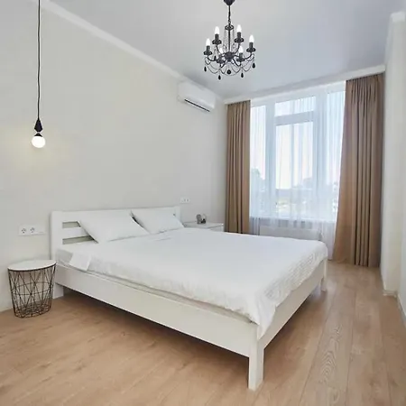 Black Sea Luxury In Arcadia